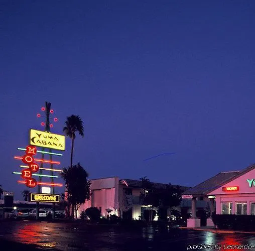 Econo & I-8 Hotel